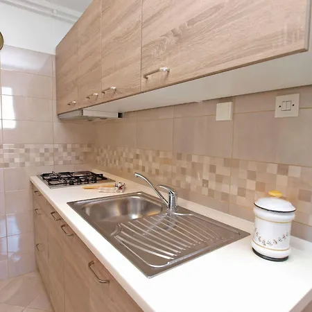 Appartement Near In 44647 Rabac